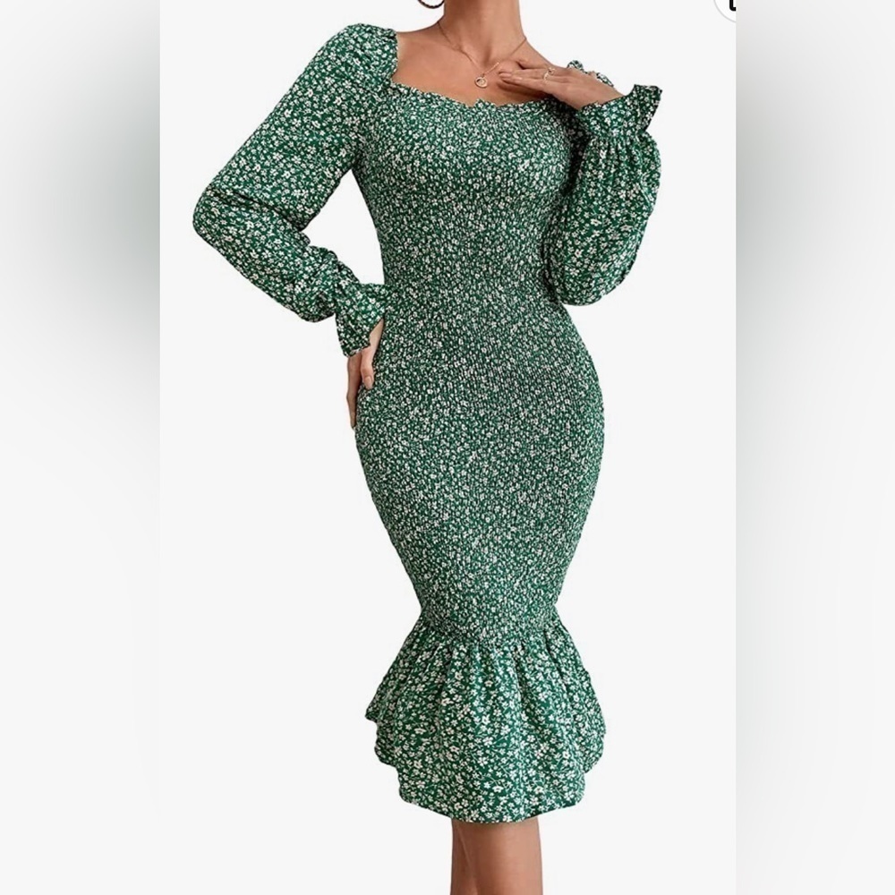 PRETTY Garden Long Sleeve Mermaid Smock Dress SMALL NWT